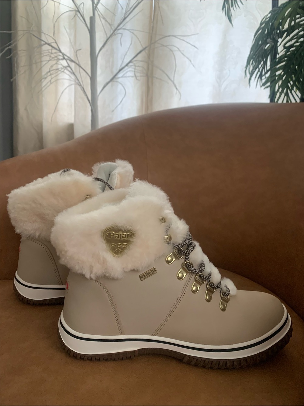 Pajar Beige Faux-Fur Trim Ankle Booties